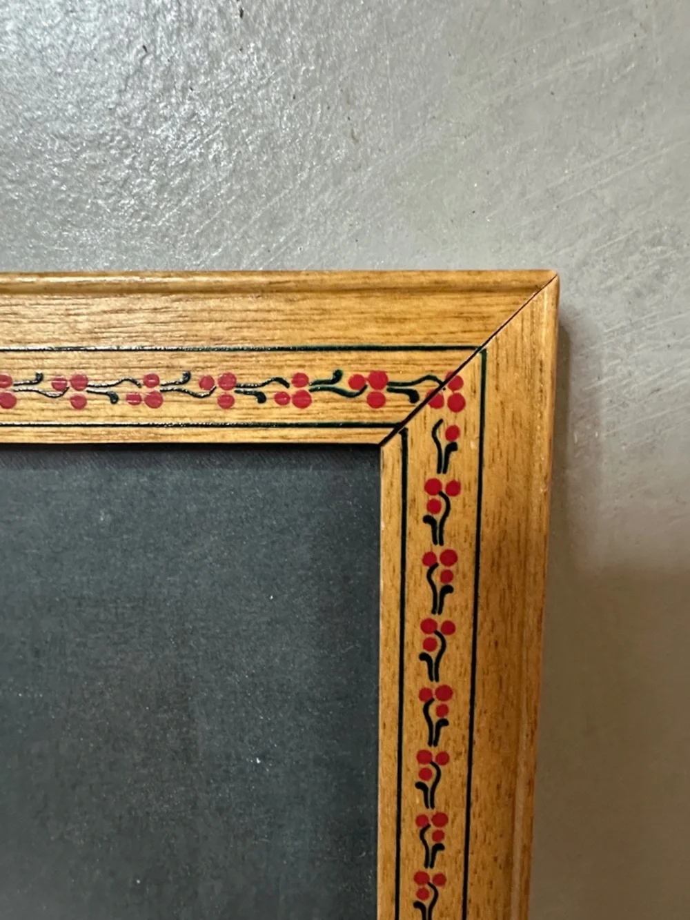 VINTAGE WOOD BORDERED PICTURE FRAME UNIQUE FITS 8X10